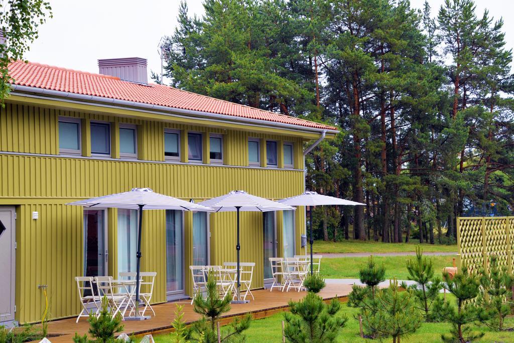 Karkse Appartement Pervalka Buitenkant foto